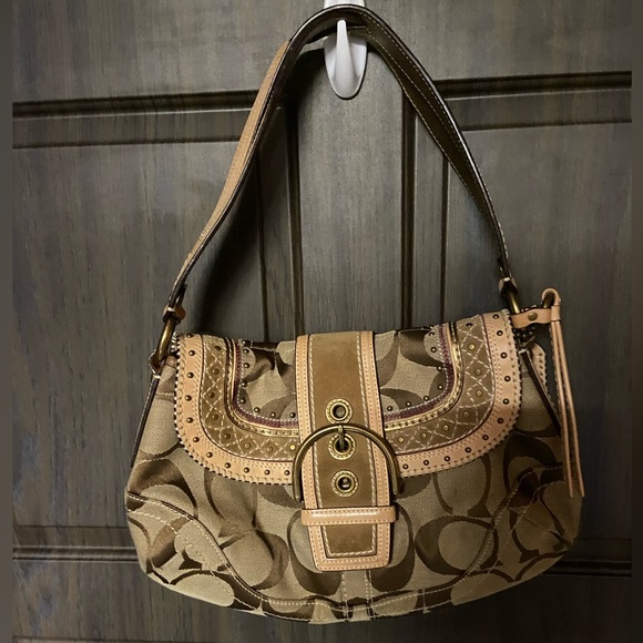 Vintage Coach Limited Edition Signature Soho Flap Studded Hobo Handbag 10484 - Picture 2 of 14